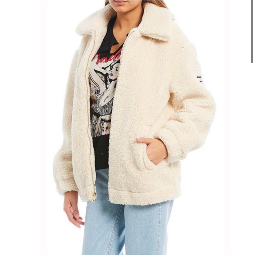 GUESS TEDDY FAUX FUR WUBBY JACKET
